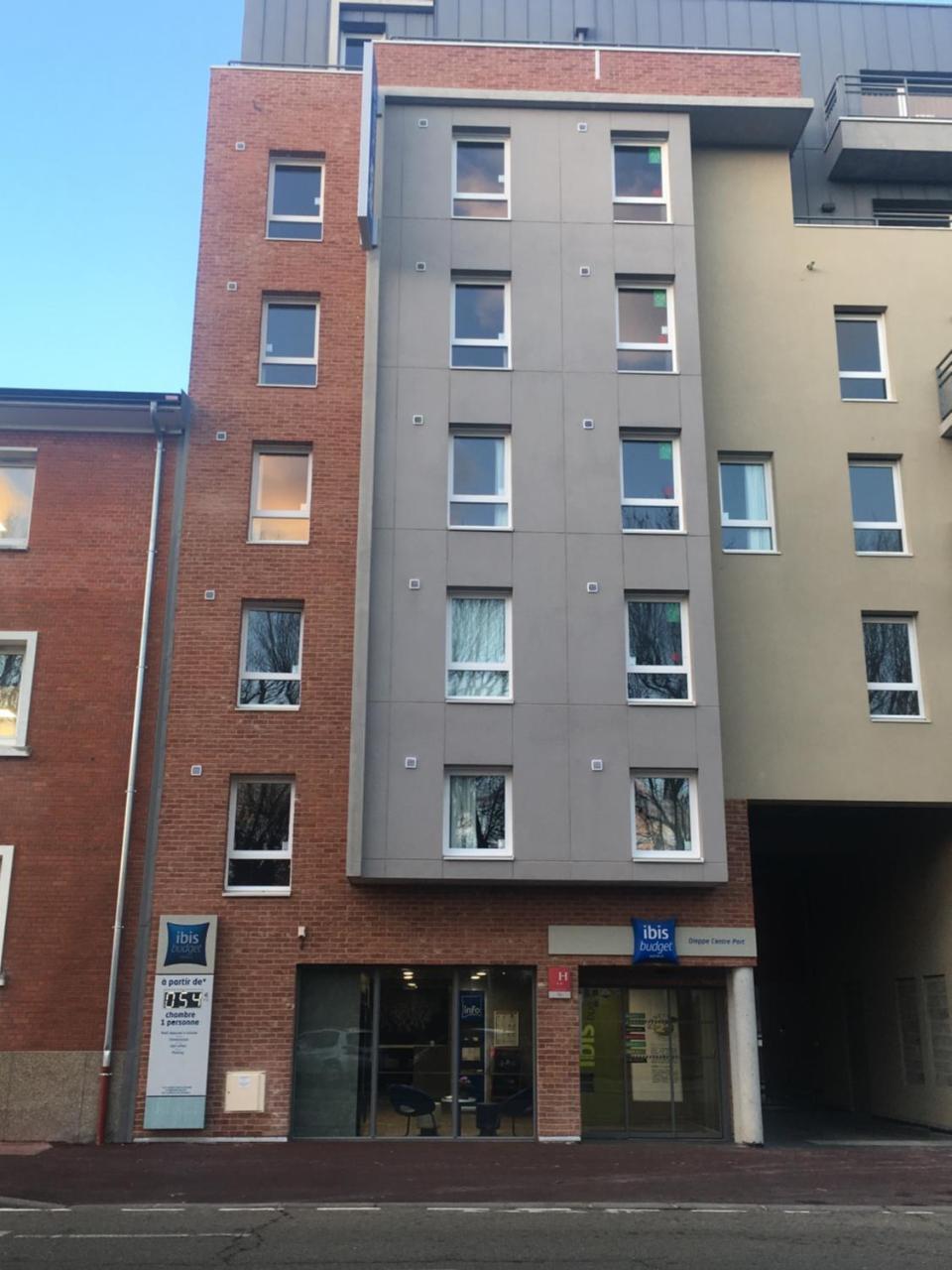Ibis Budget Dieppe Centre Port Bagian luar foto