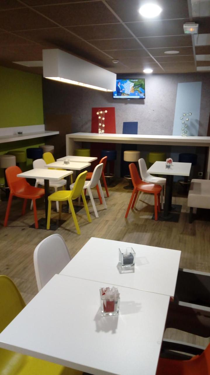 Ibis Budget Dieppe Centre Port Bagian luar foto