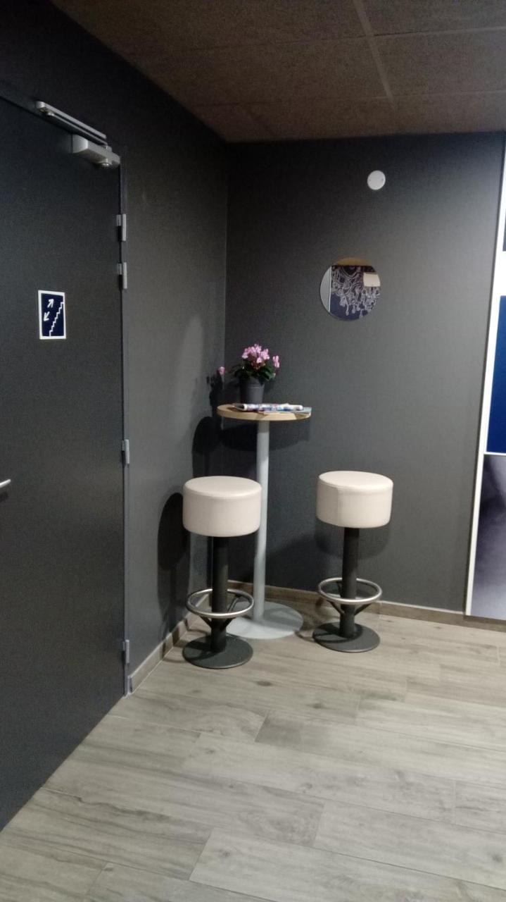 Ibis Budget Dieppe Centre Port Bagian luar foto